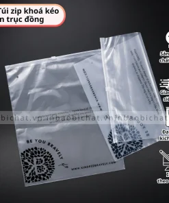 Túi zip khóa kéo PE trong bóng in trục đồng với thiết kế tối giản, thể hiện họa tiết và nội dung in rõ ràng trên nhiều kích cỡ bao bì.